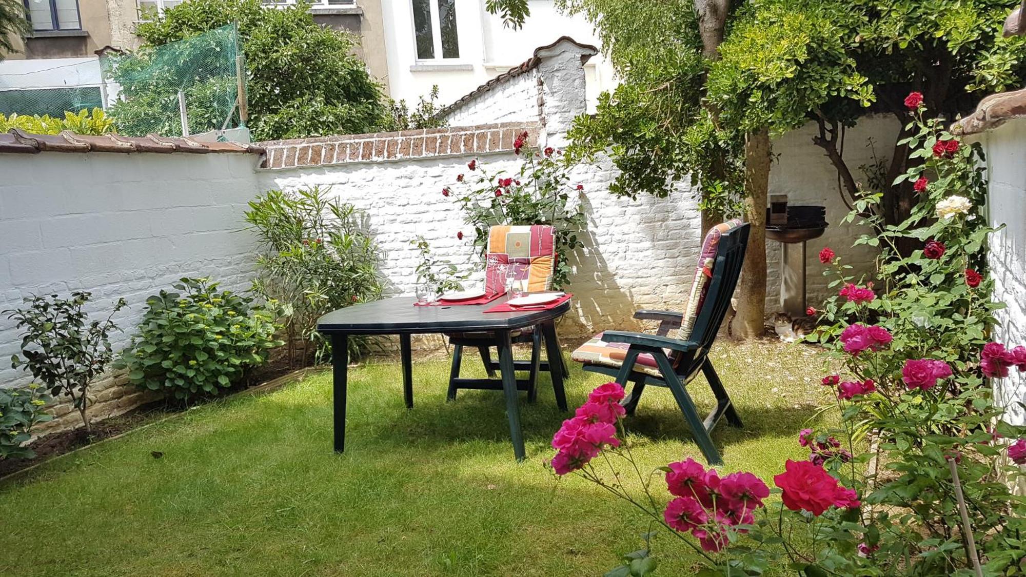 Modern Duplex With Garden Apartment Brussels Luaran gambar